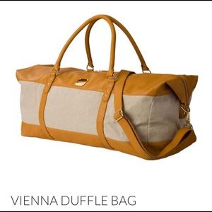 Miche Vienna Diffle Bag. (Can ship 10/19/20)
